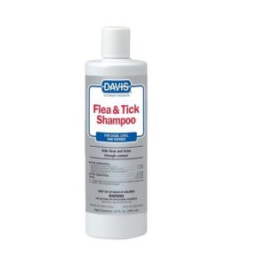 Szampon Flea And Tick na pchły i kleszcze Davis 355 ML